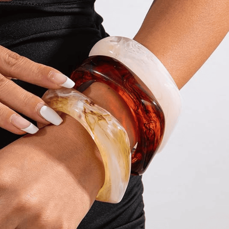 Pulseiras de acrílico grossas